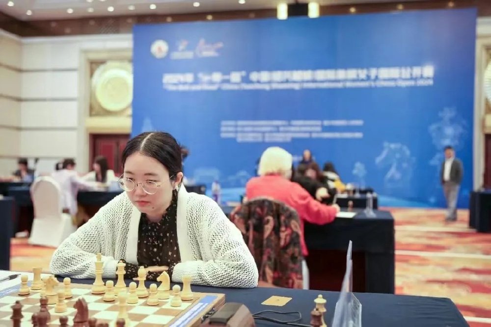 险象环生！卜祥志快棋赛击败余泱漪首夺中国国际象棋棋王赛冠军(图1)