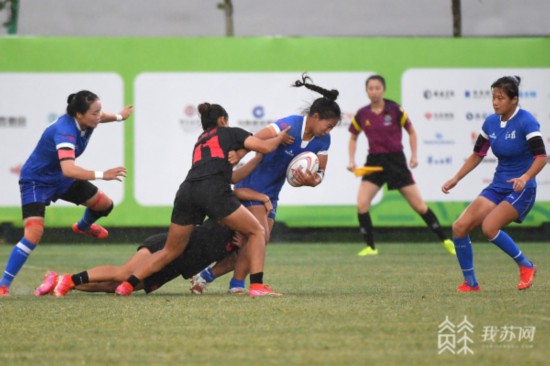 国际象棋锦标赛青少年选手表现突出(图1)