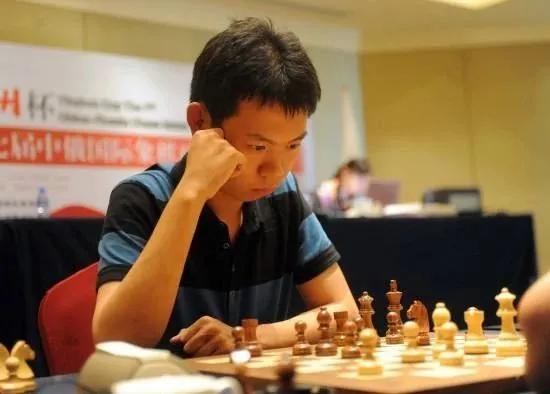 棋赛进商圈：2026年国际象棋精英赛开启“文商旅体”新篇章(图1)